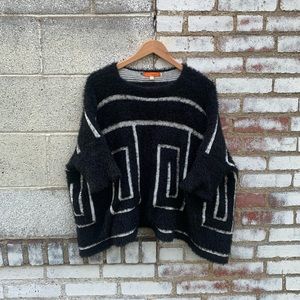 NWOT Black & White Eyelash Sweater GORGEOUS